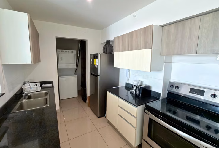 Apartamento amoblado 1 hab con vista a la ciudad! - Imagen 5