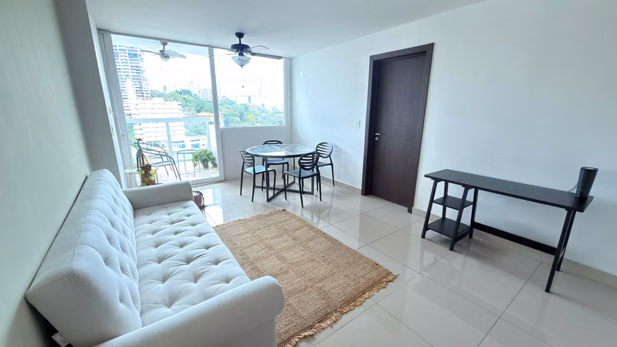 Apartamento amoblado 1 hab con vista a la ciudad! - Imagen 1