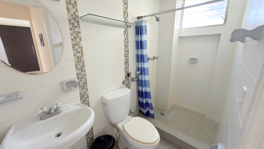 Apartamento en alquiler - via argentina - Imagen 9