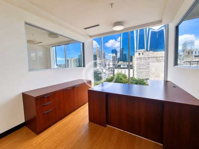 Venta Oficina Amoblada Office One Obarrio a pasos de Calle 50 - Imagen 8