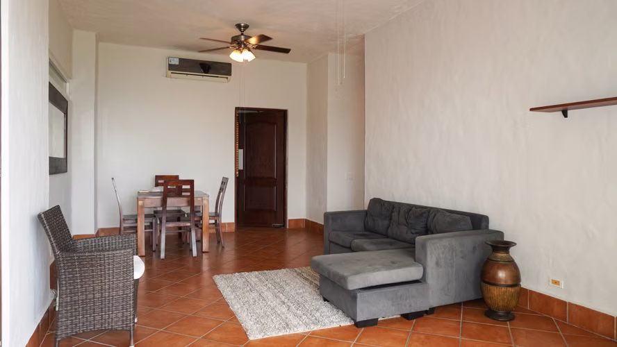 Apartamento de 3 Recámaras en Venta en Vista Mar Golf Community