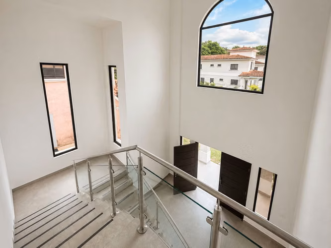 VENTA CASA CLAYTON 517M2 LINEA BLANCA CLAYTON FOREST MLD - Imagen 5