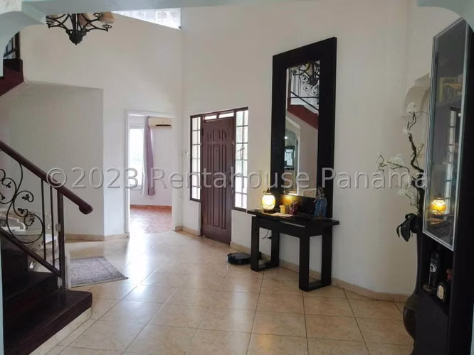 I6618GRR Alquiler de Casa en Diablo - Imagen 3