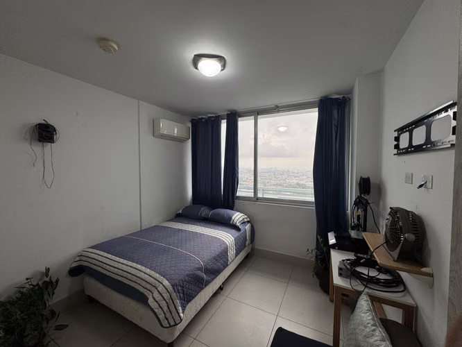 Alquiler Amoblado en PH Sky Point | Al lado de la Latina | 3 Rec. - Imagen 13
