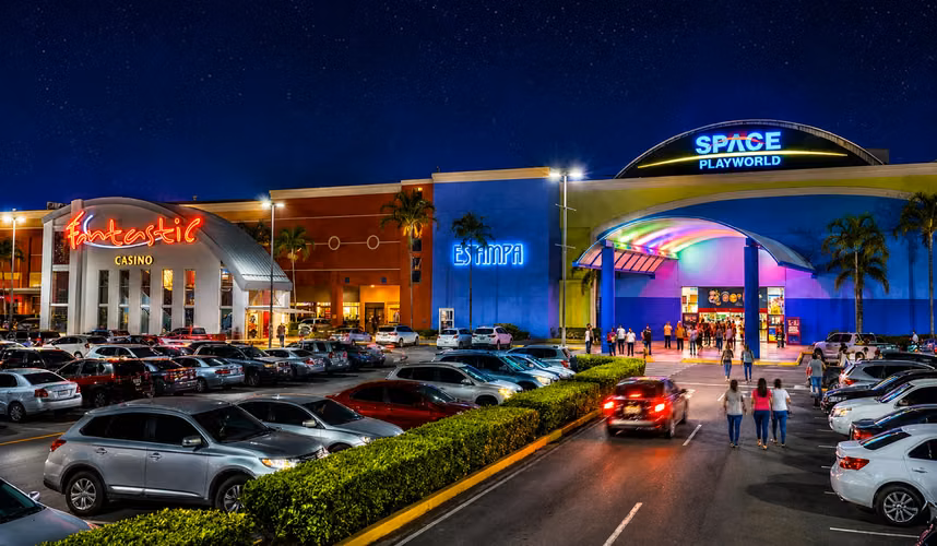 Local comercial Albrook Mall - Imagen 1