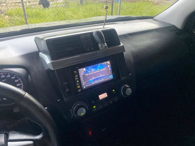 Vendo Toyota Land Cruiser Prado - Imagen 5