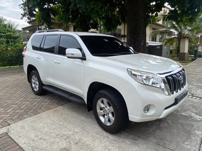 Vendo Toyota Land Cruiser Prado - Imagen 2