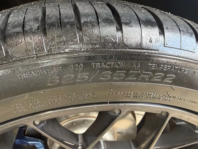 GANGA-LLANTAS HANKOOK VENTUS RIN 22