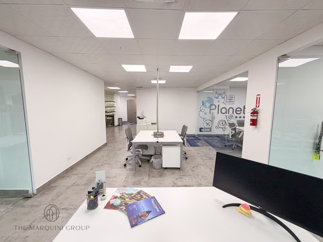 Alquiler de Oficina con Muebles en Sortis Business Tower, Obarrio - Imagen 14