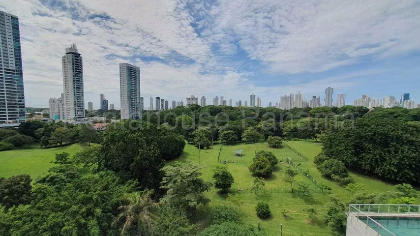 J1896GRR Alquiler de Apartamento en Carrasquilla - Imagen 3