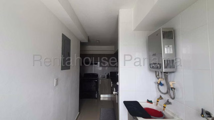 J1896GRR Alquiler de Apartamento en Carrasquilla - Imagen 18