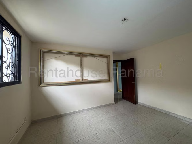 Vendo Casa de 300 m² en Brisas Del Golf 27-1902GG - Imagen 12