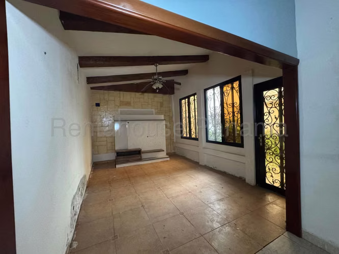 Vendo Casa de 300 m² en Brisas Del Golf 27-1902GG - Imagen 17