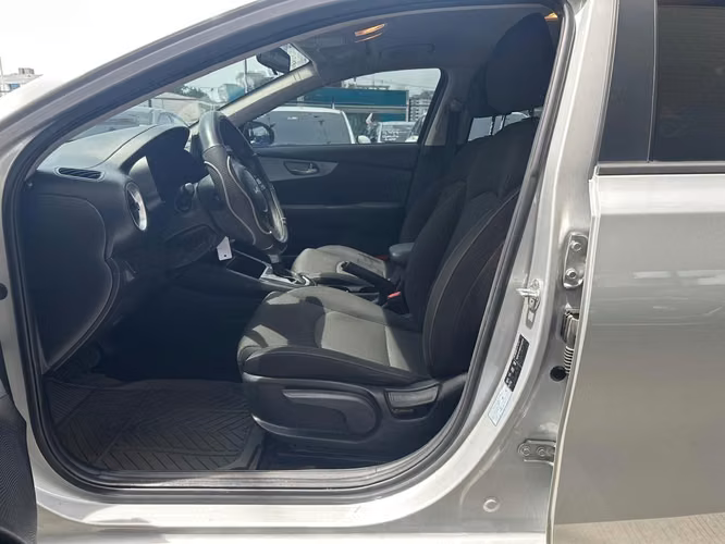 Kia Cerato 2023