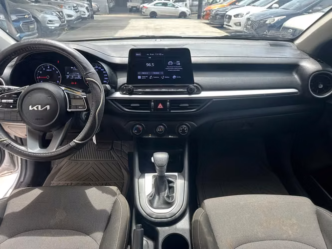 Kia Cerato 2023