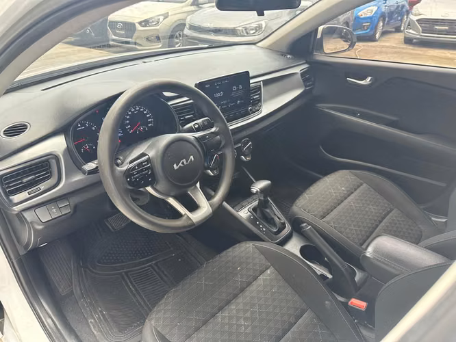 Kia Rio 2024 - Imagen 8