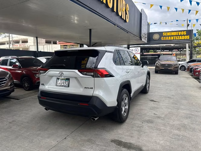 Toyota Rav4 2023 - Imagen 3
