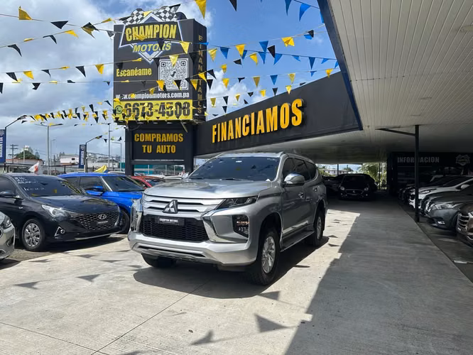 Mitsubishi Montero Sport 2023