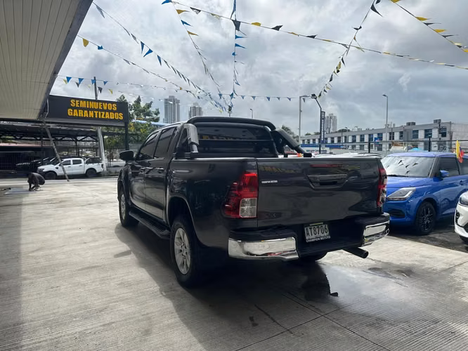 Toyota Hilux 2016 - Imagen 12