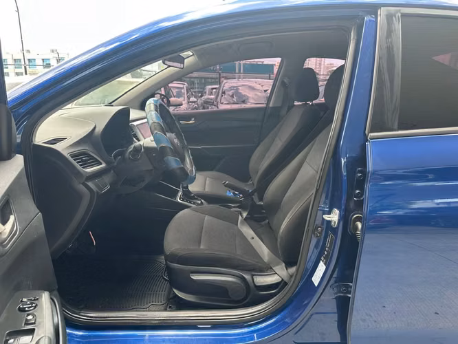 Hyundai Accent 2020 - Imagen 6