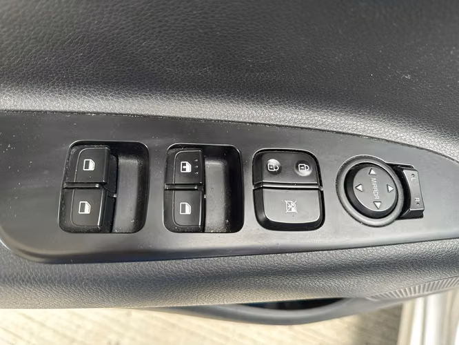 Kia Rio 2024 - Imagen 12