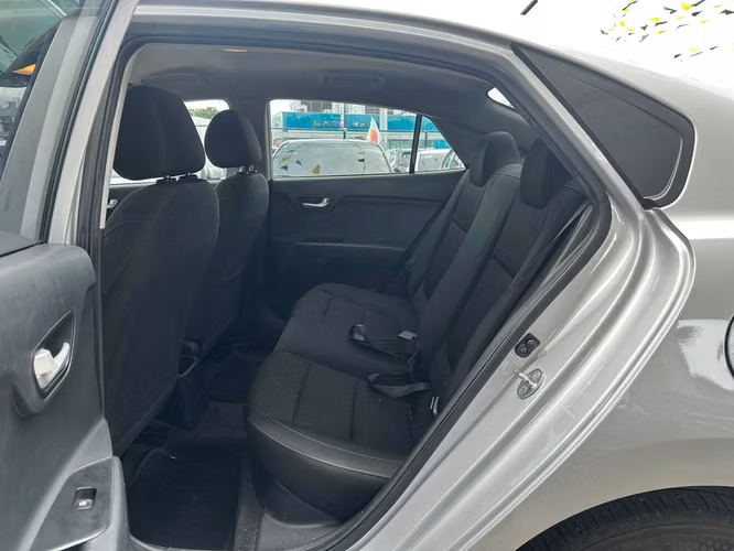 Kia Rio 2024 - Imagen 9