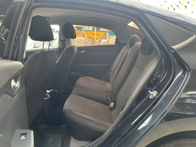 Hyundai Accent 2022 - Imagen 9