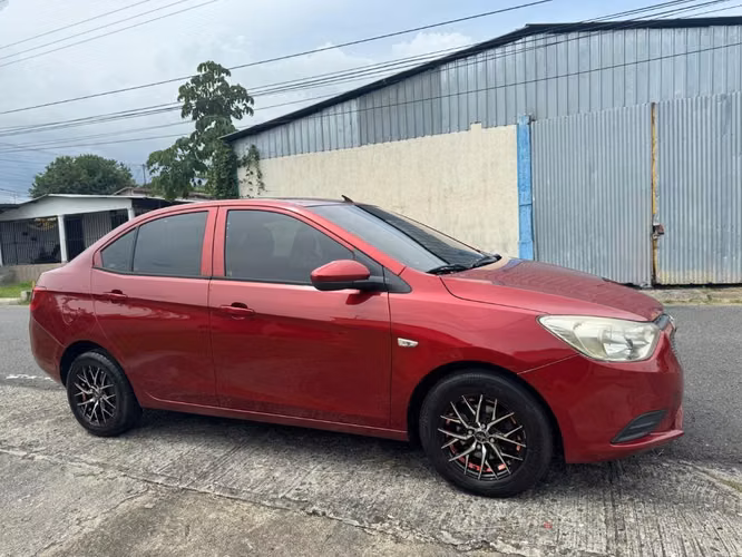 Se vende Chevrolet Aveo2020 - Imagen 5