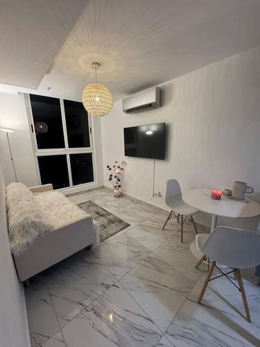 PH SANDS | 1 RECÁMARA | 1.5 BAÑOS | US$1,150 Apartamento moderno y completamente equipado | 33 m² | Electricidad incluid - Imagen 2