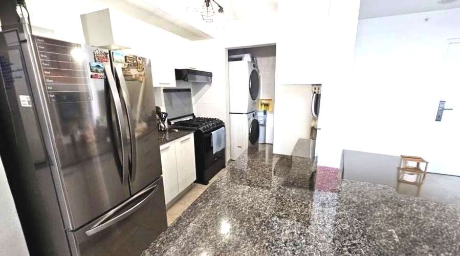 APARTAMENTO EN ALQUILER 3  HABITACIONES  – VÍA ESPAÑA | US$1,000 SOLO LINEA BLANCA - Imagen 2