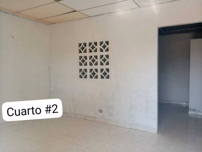 Vendo vivienda multifamiliar en Las Mañanitas - Imagen 4