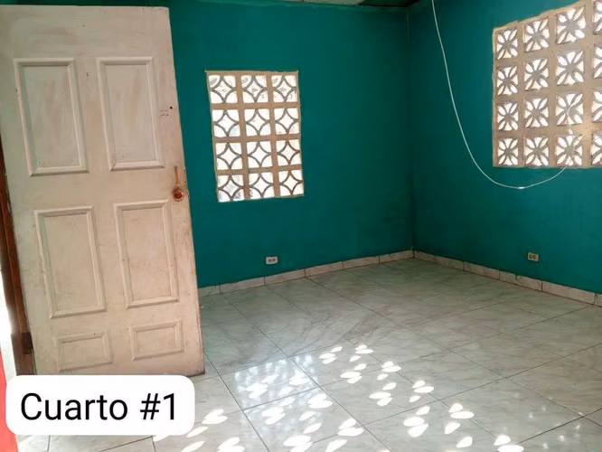 Vendo vivienda multifamiliar en Las Mañanitas - Imagen 3