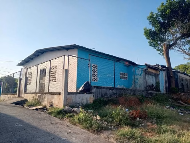 Vendo vivienda multifamiliar en Las Mañanitas - Imagen 10