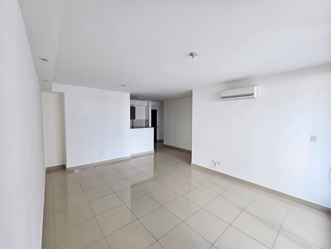  APARTAMENTO REMODELADO FRENTE AL PARQUE OMAR – 83 m² - Imagen 6