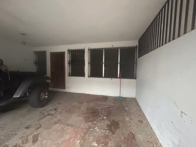 VENTA Casa de 240m2 en Villa Soberania, Betania AMD - Imagen 2