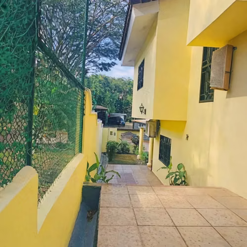 Casa en Ancon con Amplia Terraza - Imagen 13