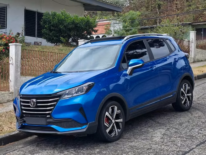 Changan CS15 2024 Automático Fullextra