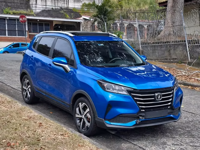 Changan CS15 2024 Automático Fullextra - Imagen 2