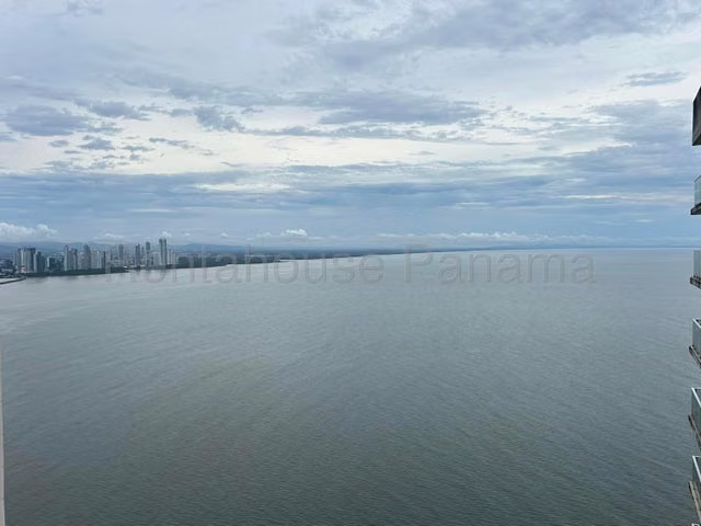 Se alquila apartamento amoblado vista al mar Punta Pacífica - Imagen 11