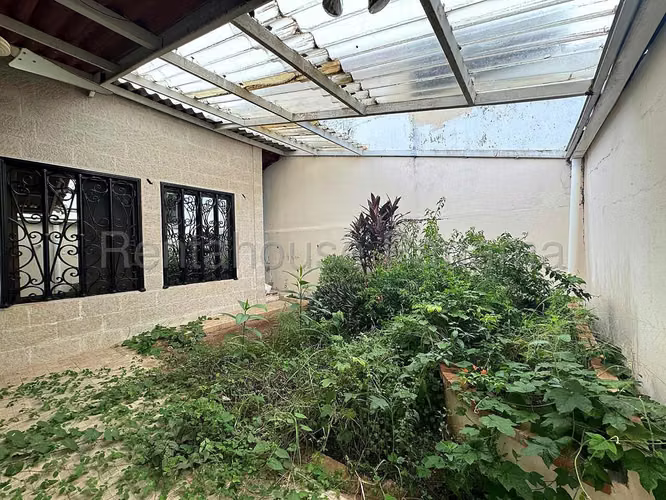 Se Vende Casa en Brisas Del Golf - Imagen 4
