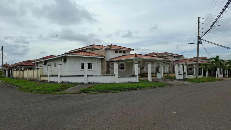 Se Vende Casa en David - Imagen 1