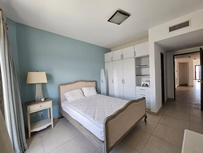 APARTAMENTO FRENTE AL MAR EN VENTA – PH LAS OLAS