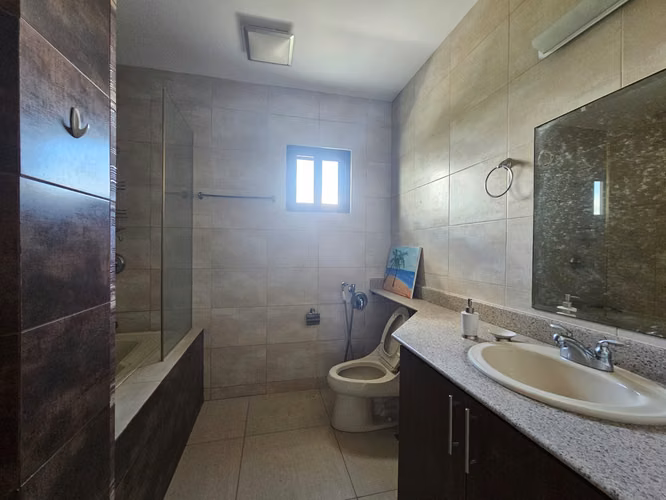 APARTAMENTO FRENTE AL MAR EN VENTA – PH LAS OLAS