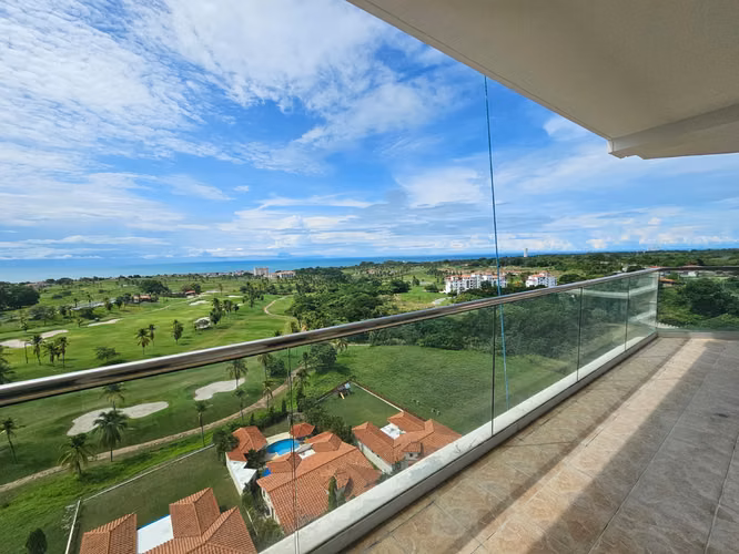 APARTAMENTO FRENTE AL MAR EN VENTA – PH LAS OLAS