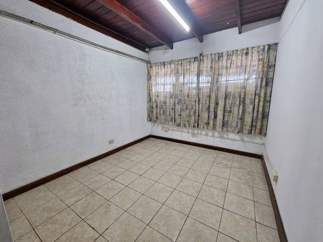 LOCAL COMERCIAL AMPLIO EN BETANIA – EXCELENTE UBICACIÓN