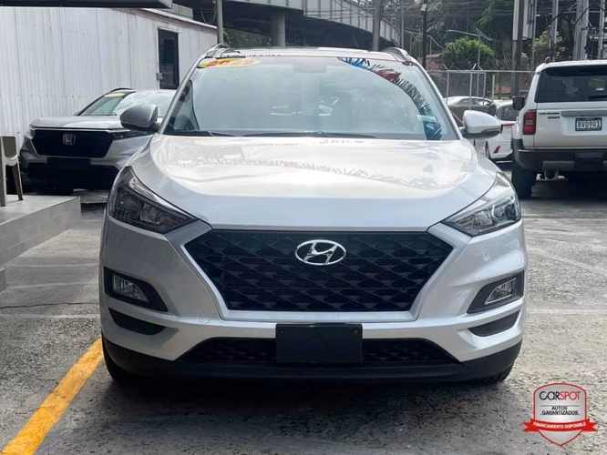 Hyundai Tucson 2022 Automática CZ2953 - Imagen 2