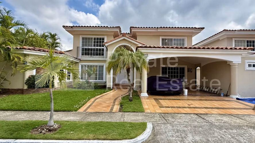 Venta de Casa en Costa del este Ph Costa Azul - Imagen 2