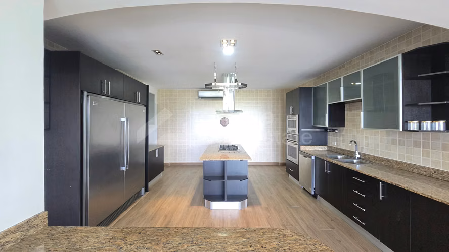 Apartamento en alquiler y venta PH Amador Heights Amador