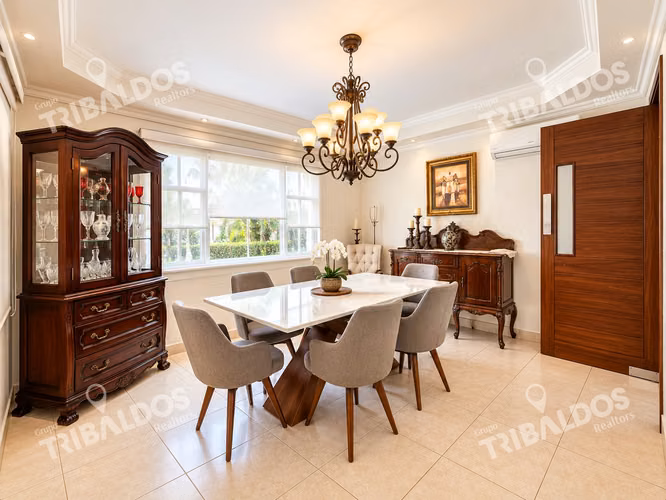 Venta de casa en Costa del Este con Cocina Remodelada - Imagen 2