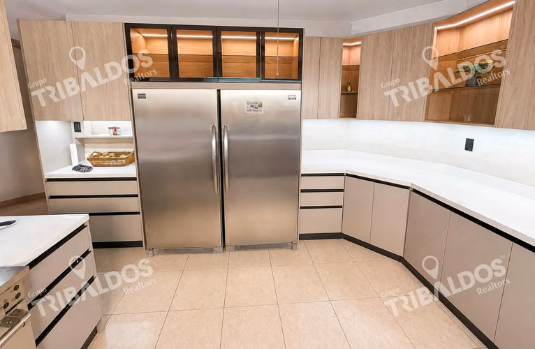 Venta de casa en Costa del Este con Cocina Remodelada - Imagen 4